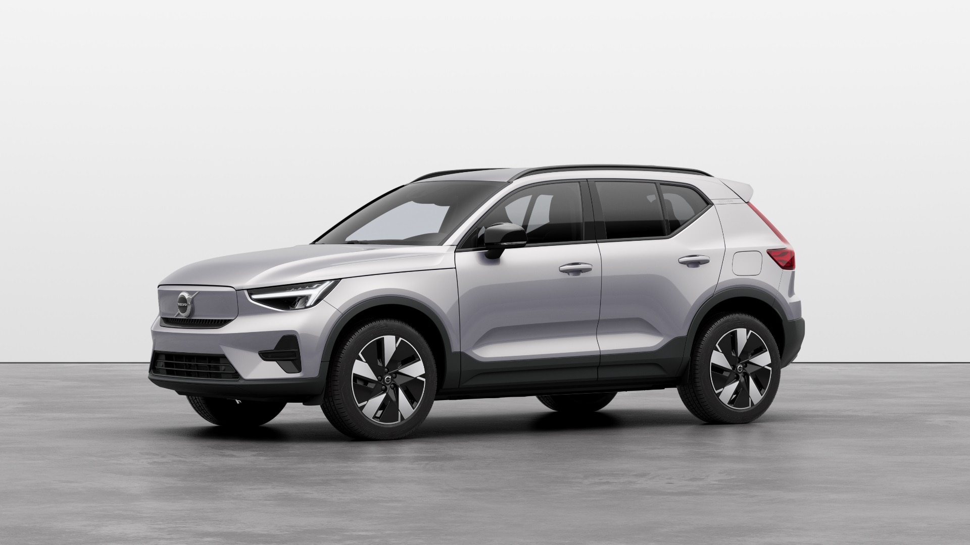 Main listing image - Volvo XC40 Recharge