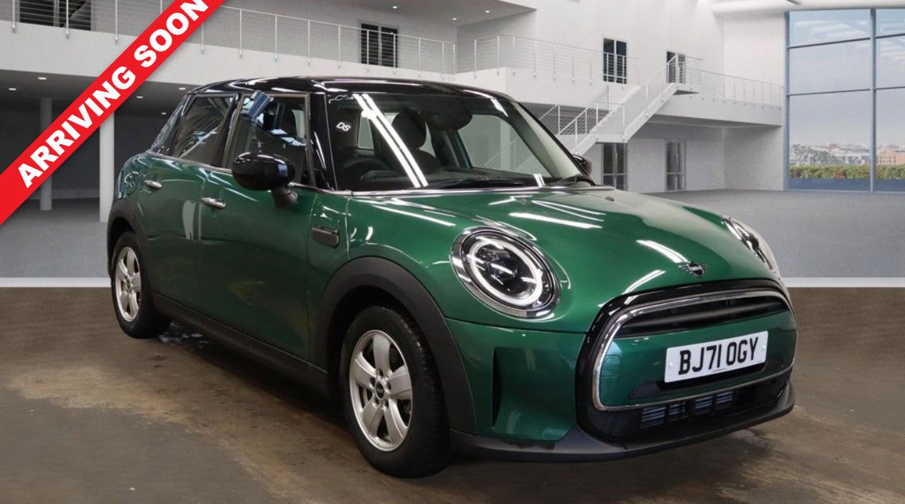 Main listing image - MINI Hatchback 5dr