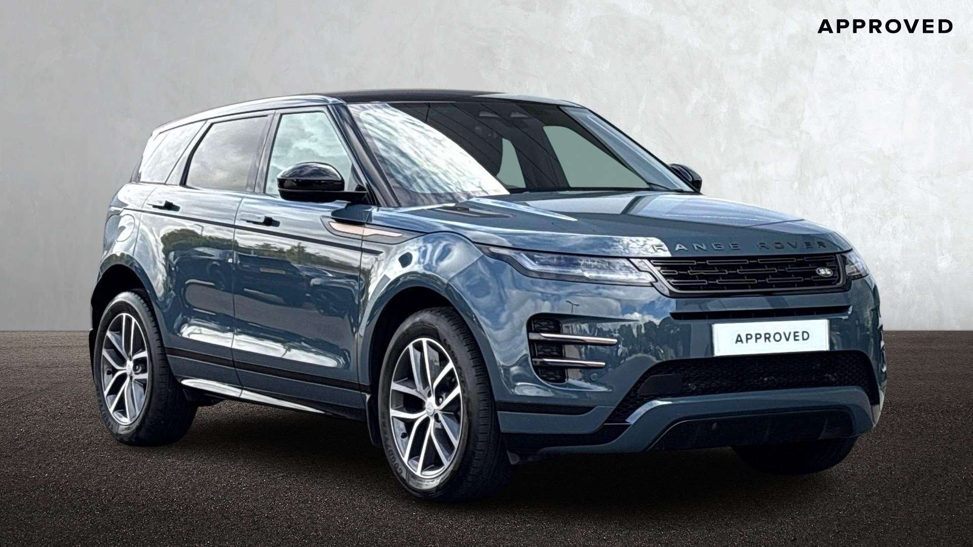 Main listing image - Land Rover Range Rover Evoque