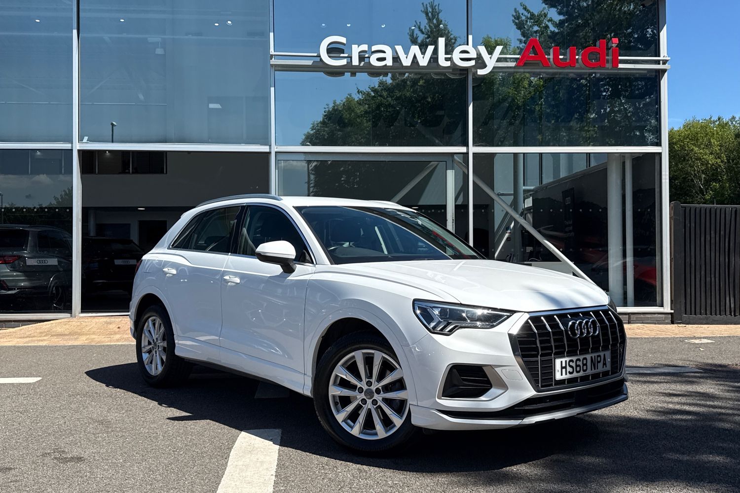 Main listing image - Audi Q3