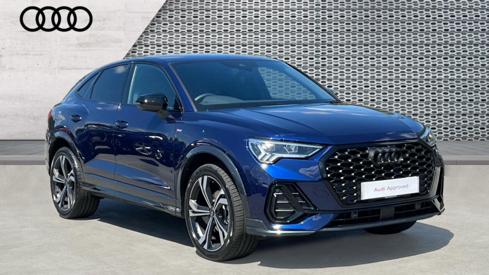 Main listing image - Audi Q3