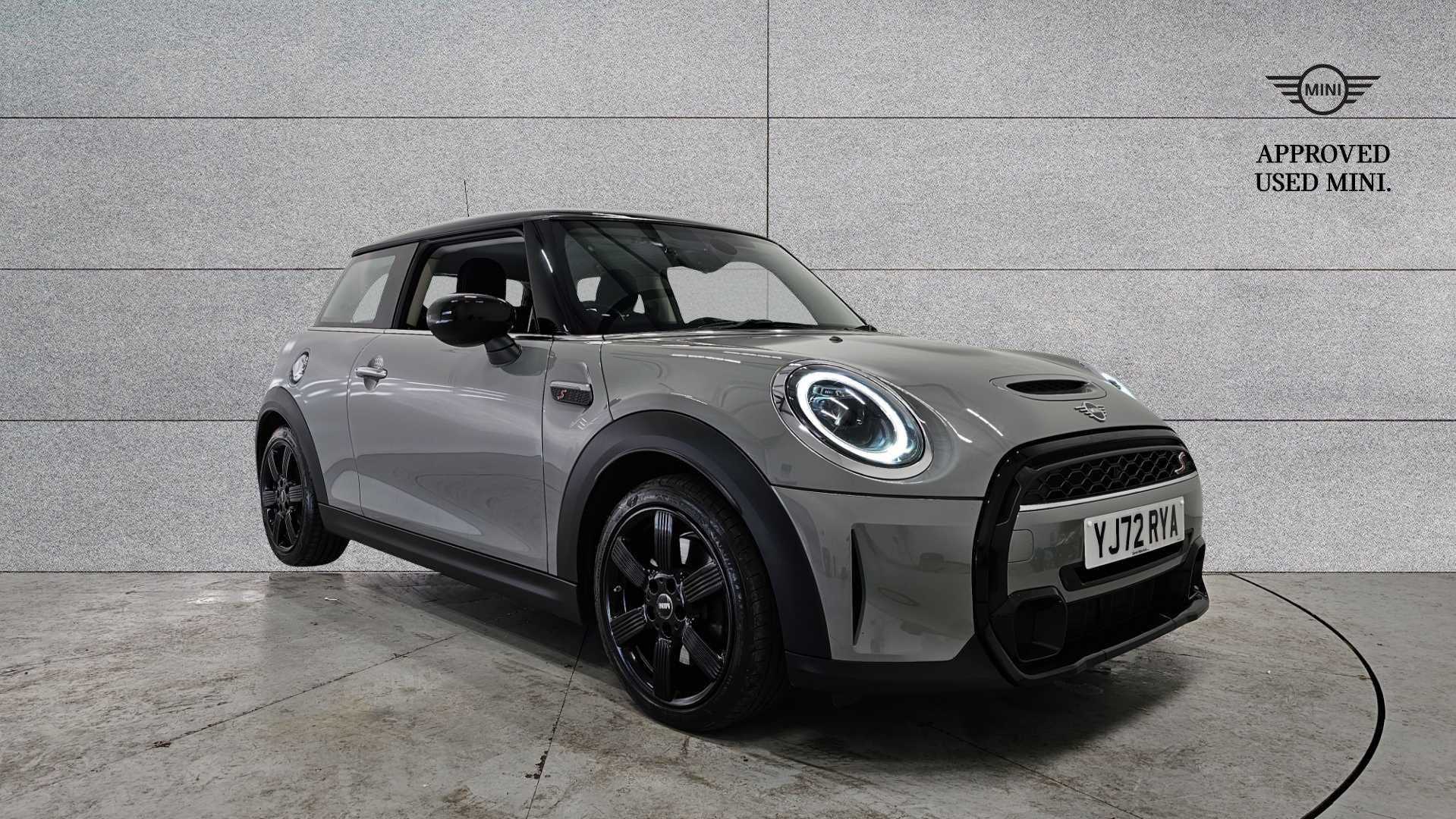 Main listing image - MINI Hatchback