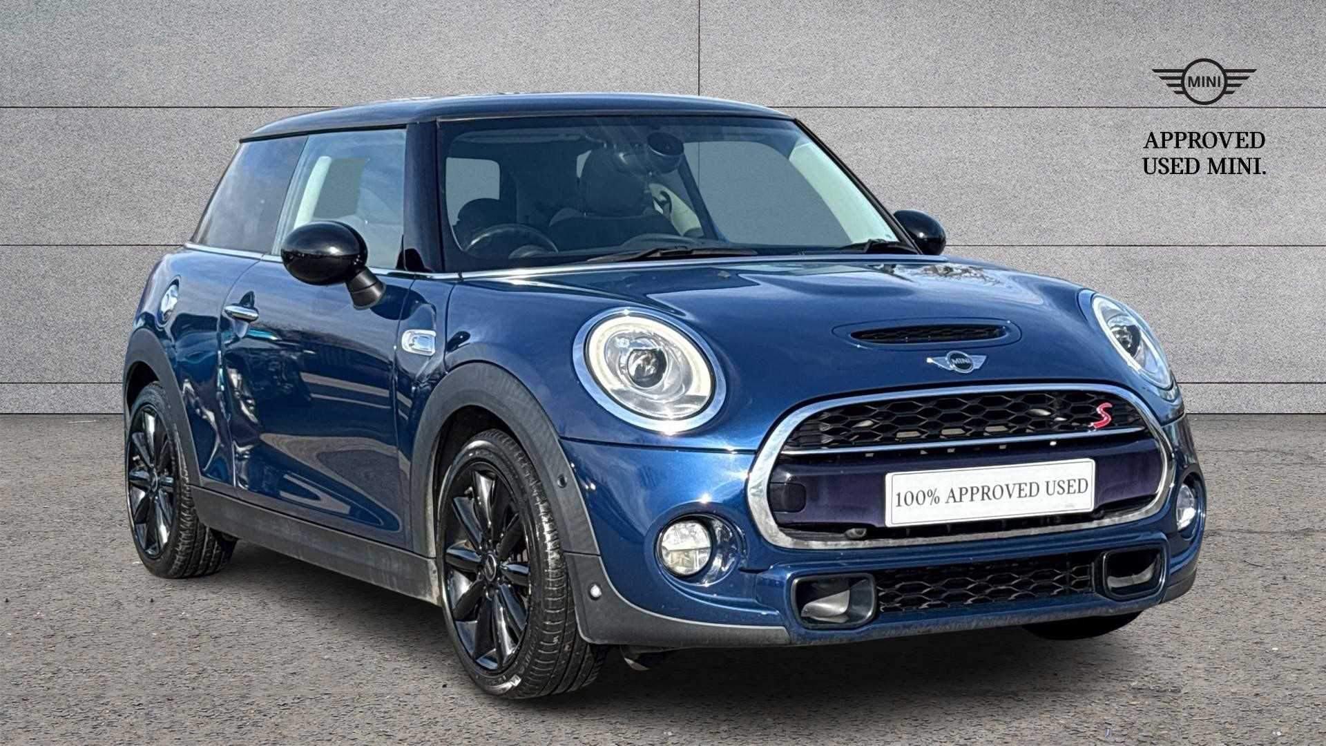 Main listing image - MINI Hatchback