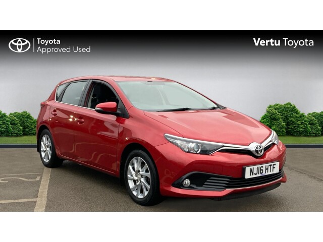 Main listing image - Toyota Auris