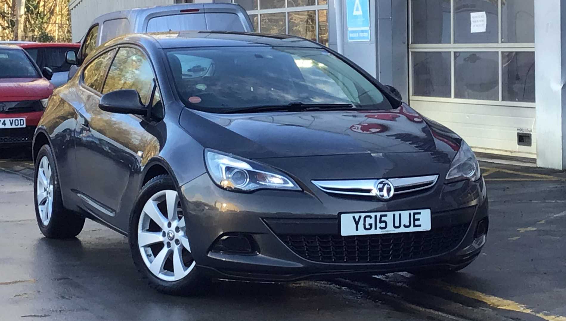 Main listing image - Vauxhall GTC