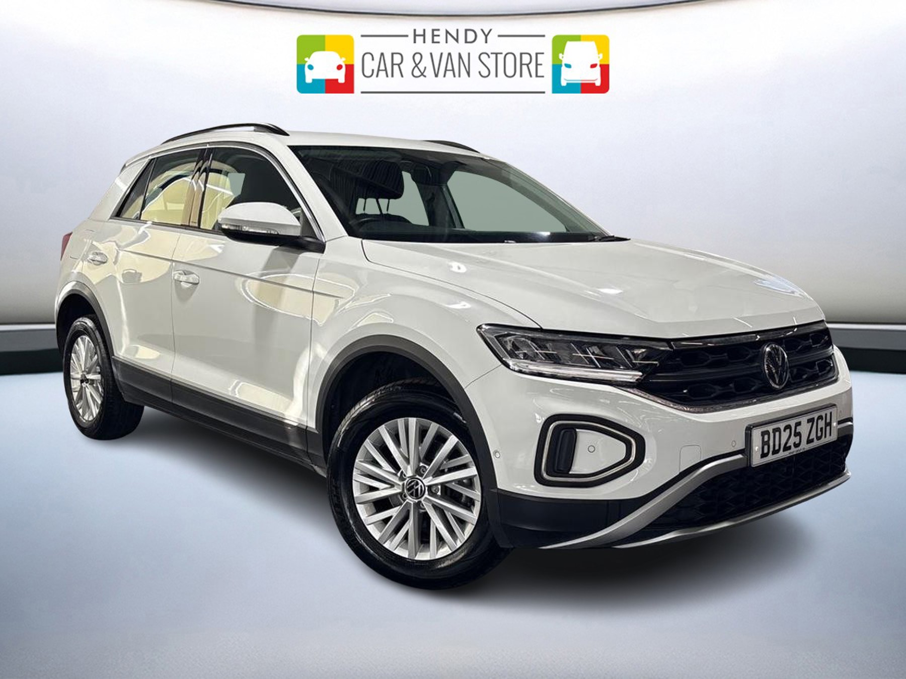 Main listing image - Volkswagen T-Roc