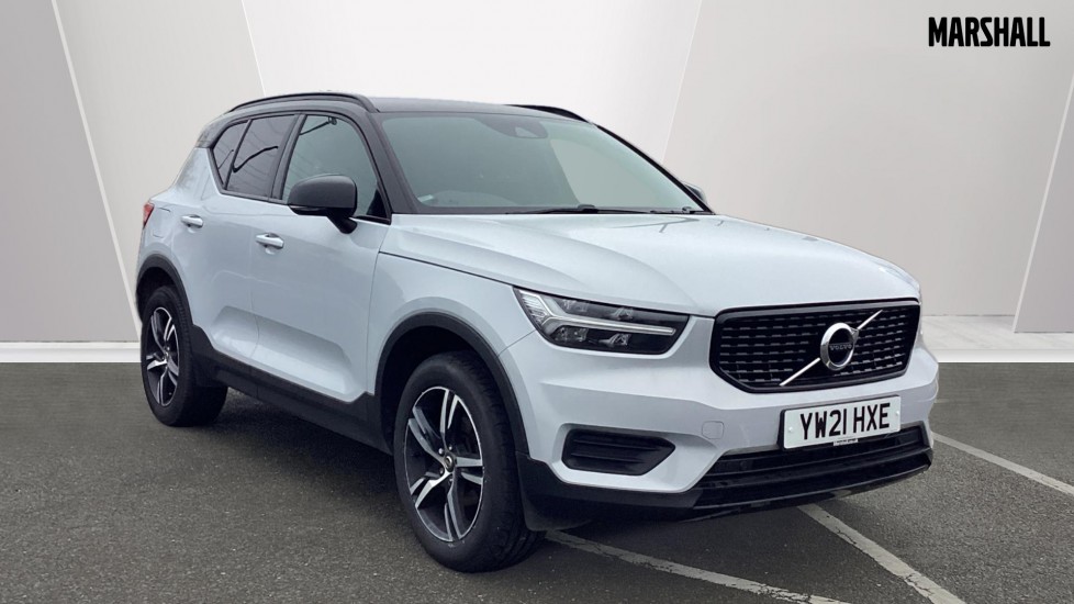 Main listing image - Volvo XC40