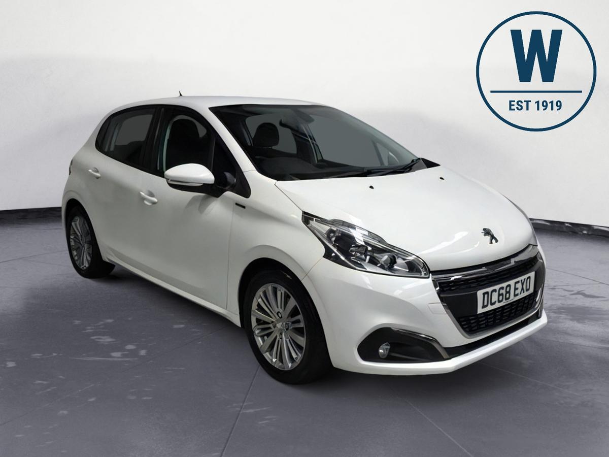 Main listing image - Peugeot 208