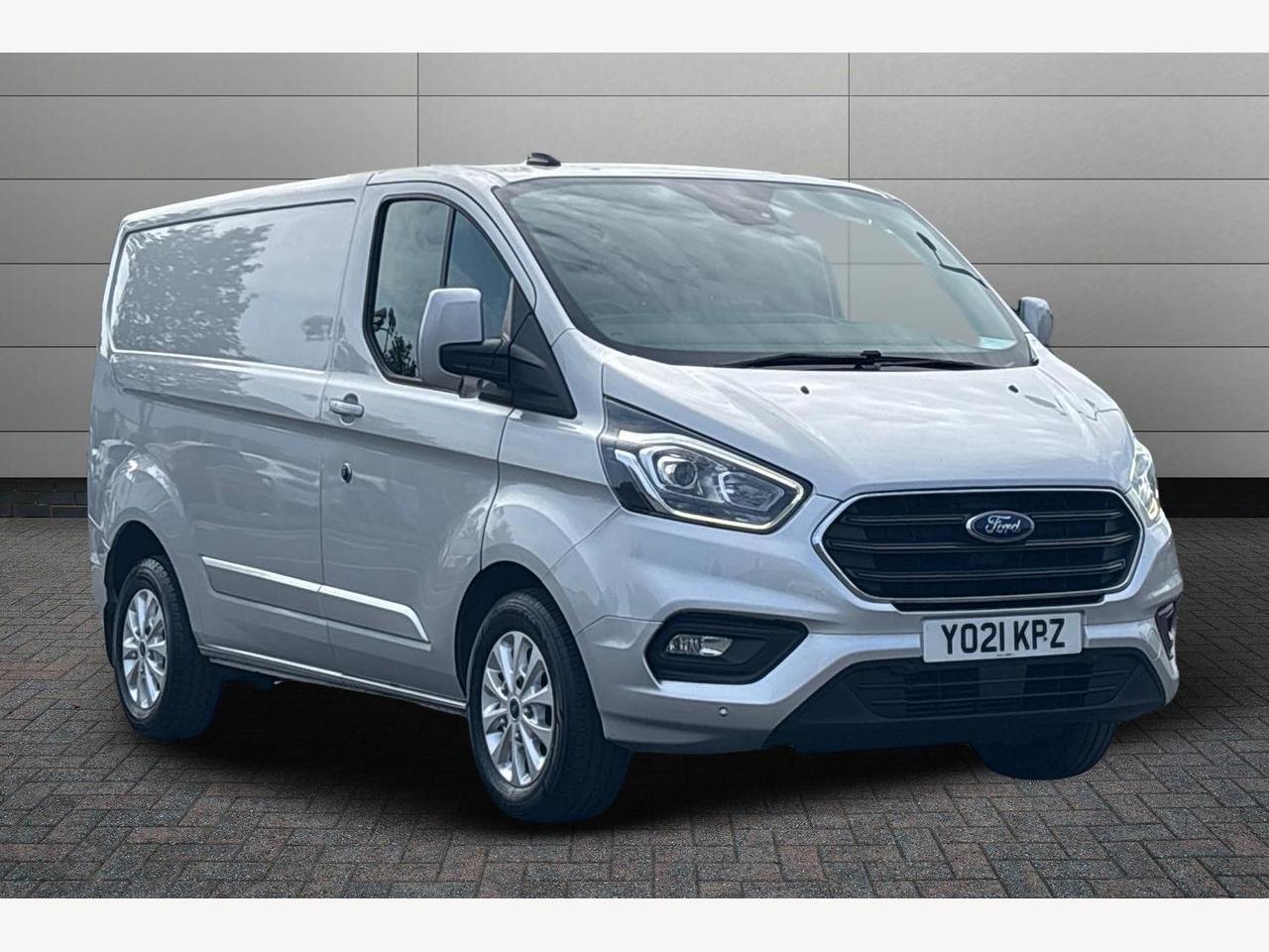 Main listing image - Ford Transit Custom