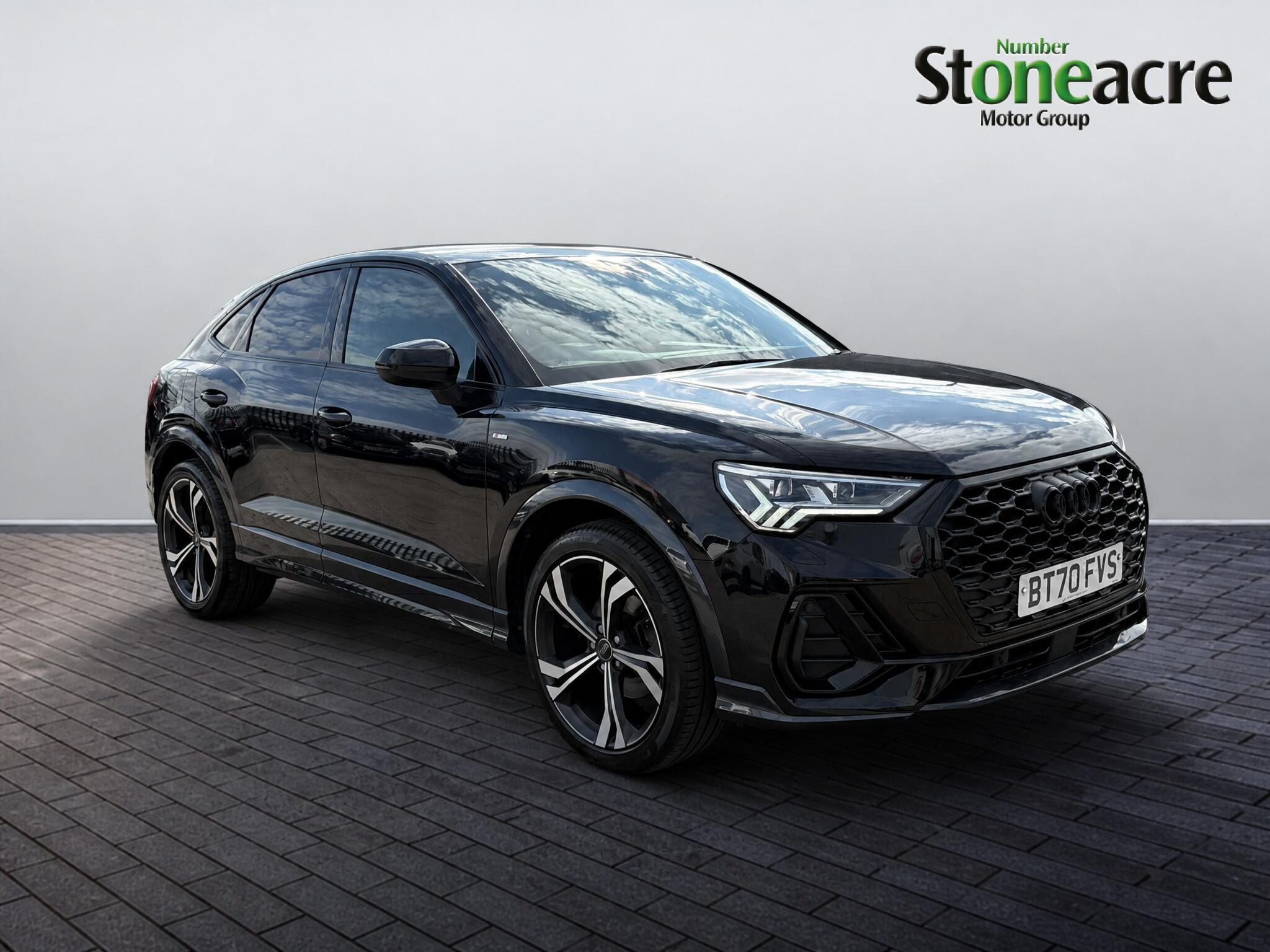 Main listing image - Audi Q3