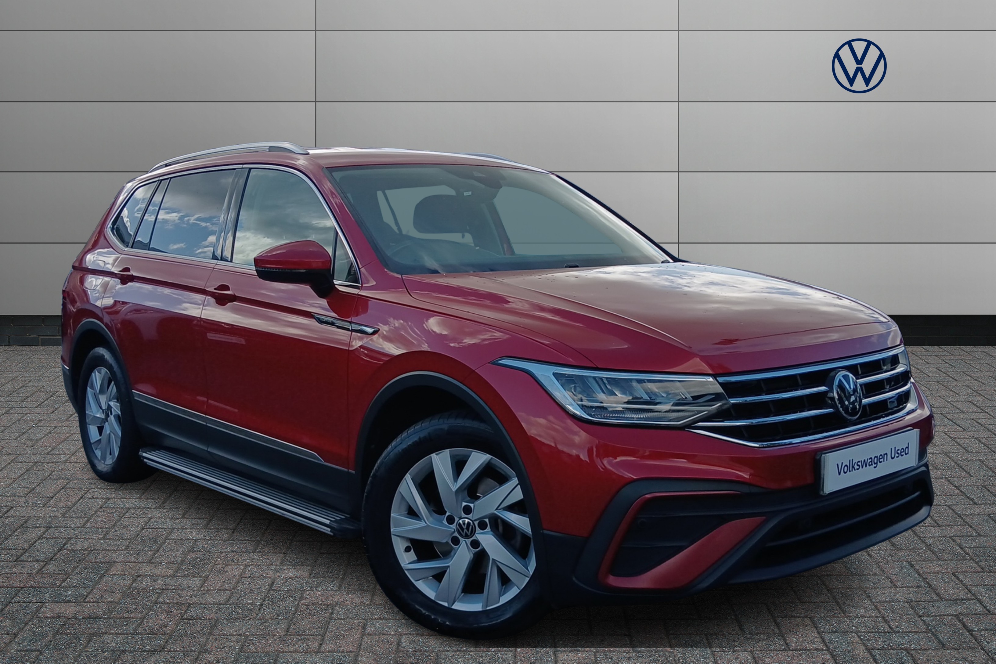 Main listing image - Volkswagen Tiguan Allspace