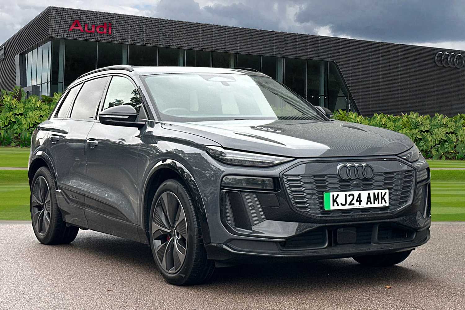 Main listing image - Audi SQ6 e-tron