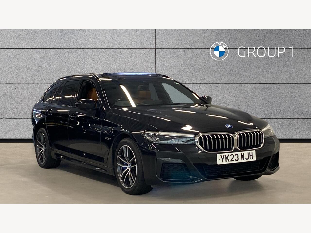 Main listing image - BMW 5 Series Touring