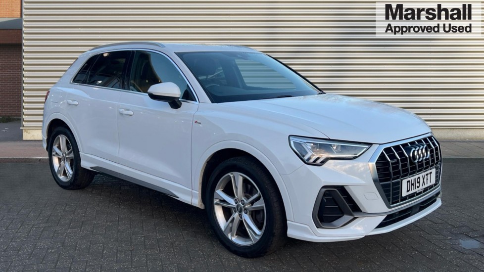 Main listing image - Audi Q3