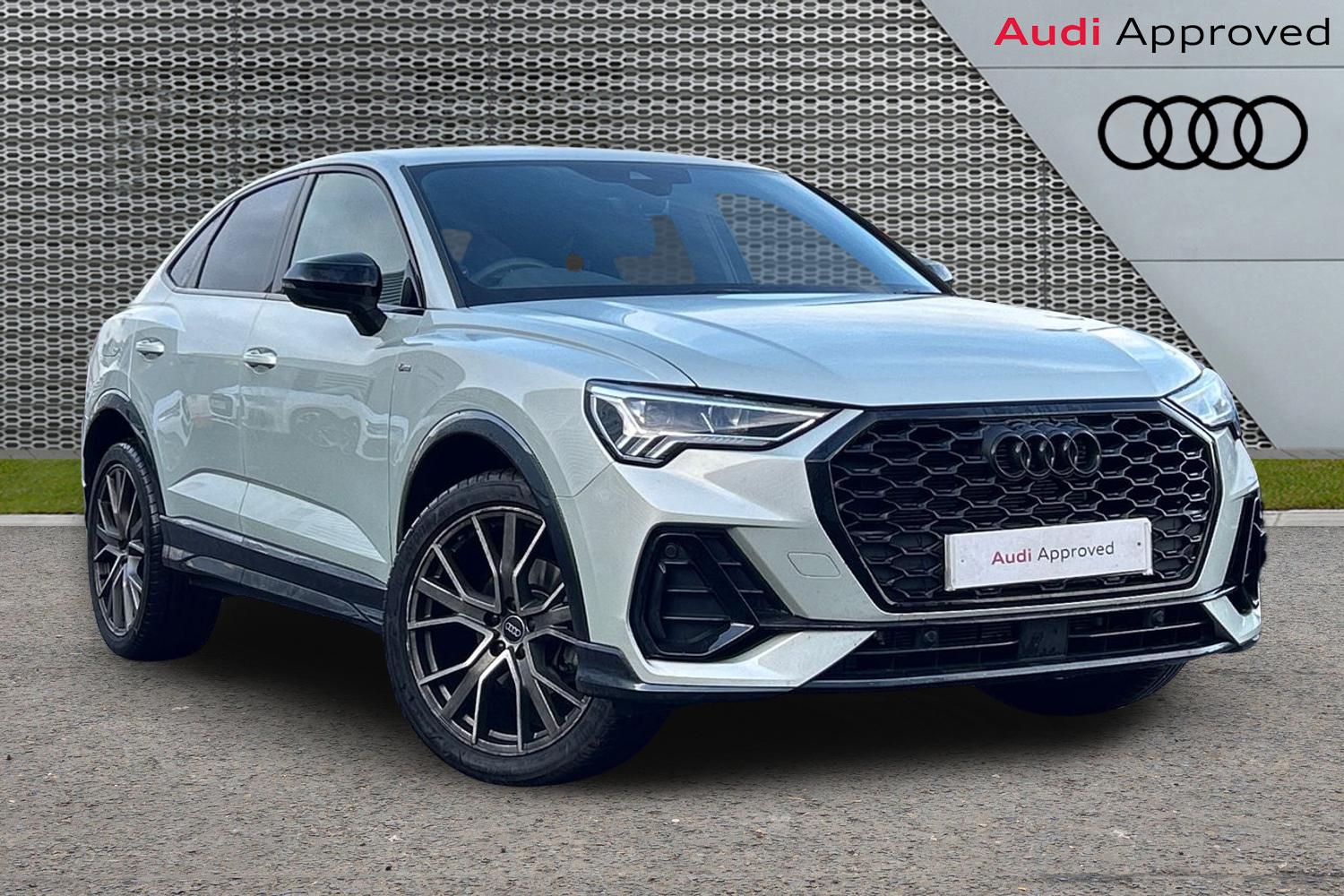 Main listing image - Audi Q3