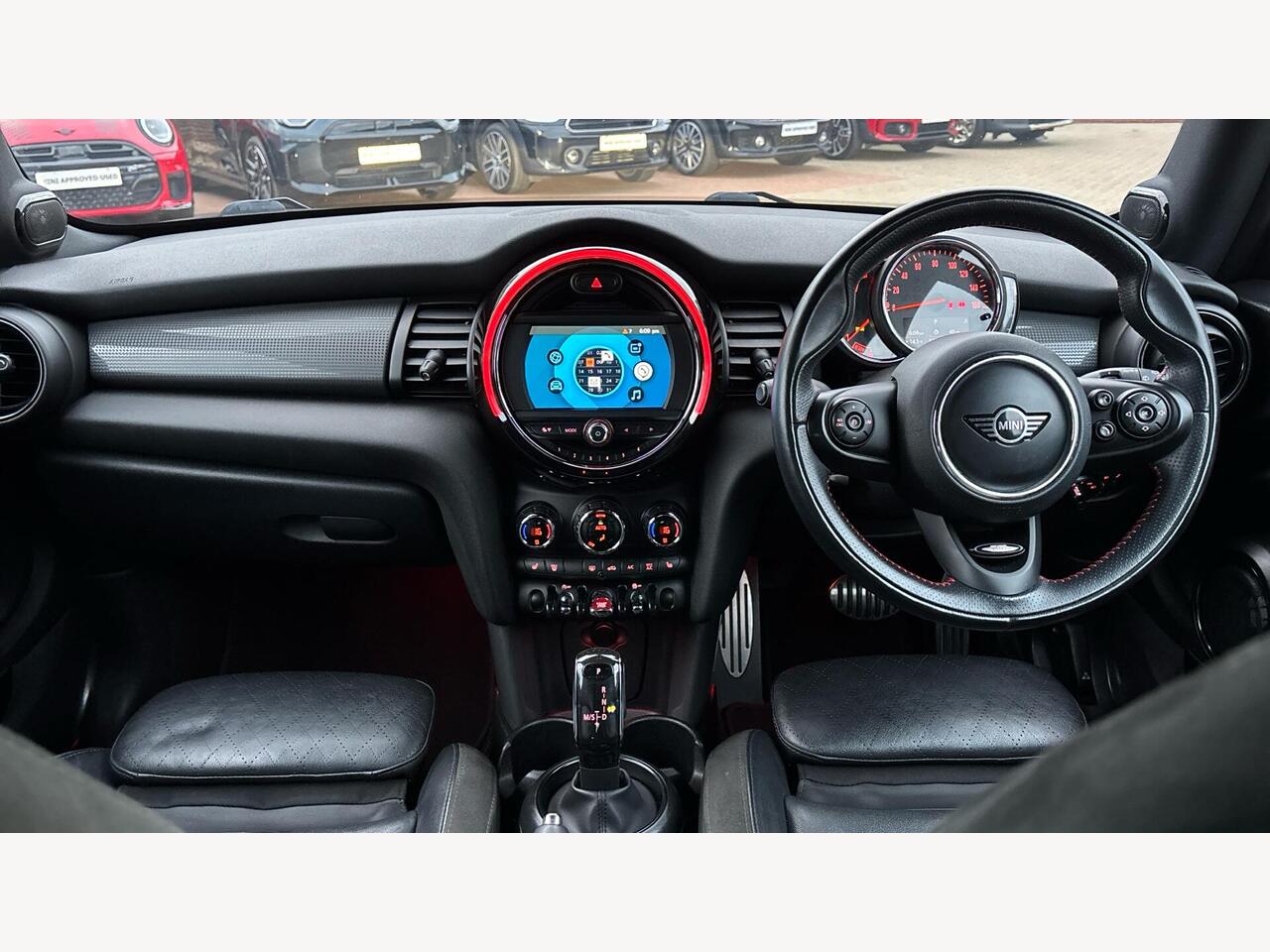 Main listing image - MINI Hatchback