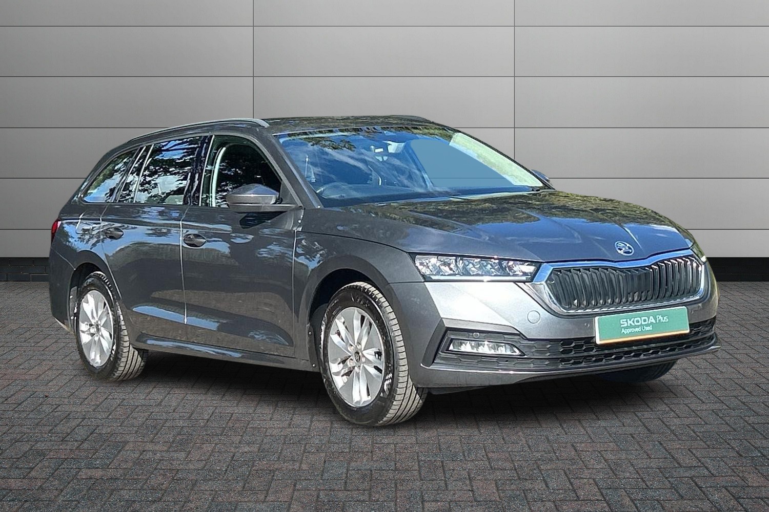 Main listing image - Skoda Octavia Estate