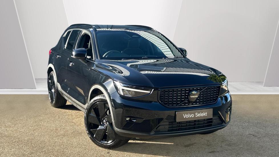 Main listing image - Volvo XC40