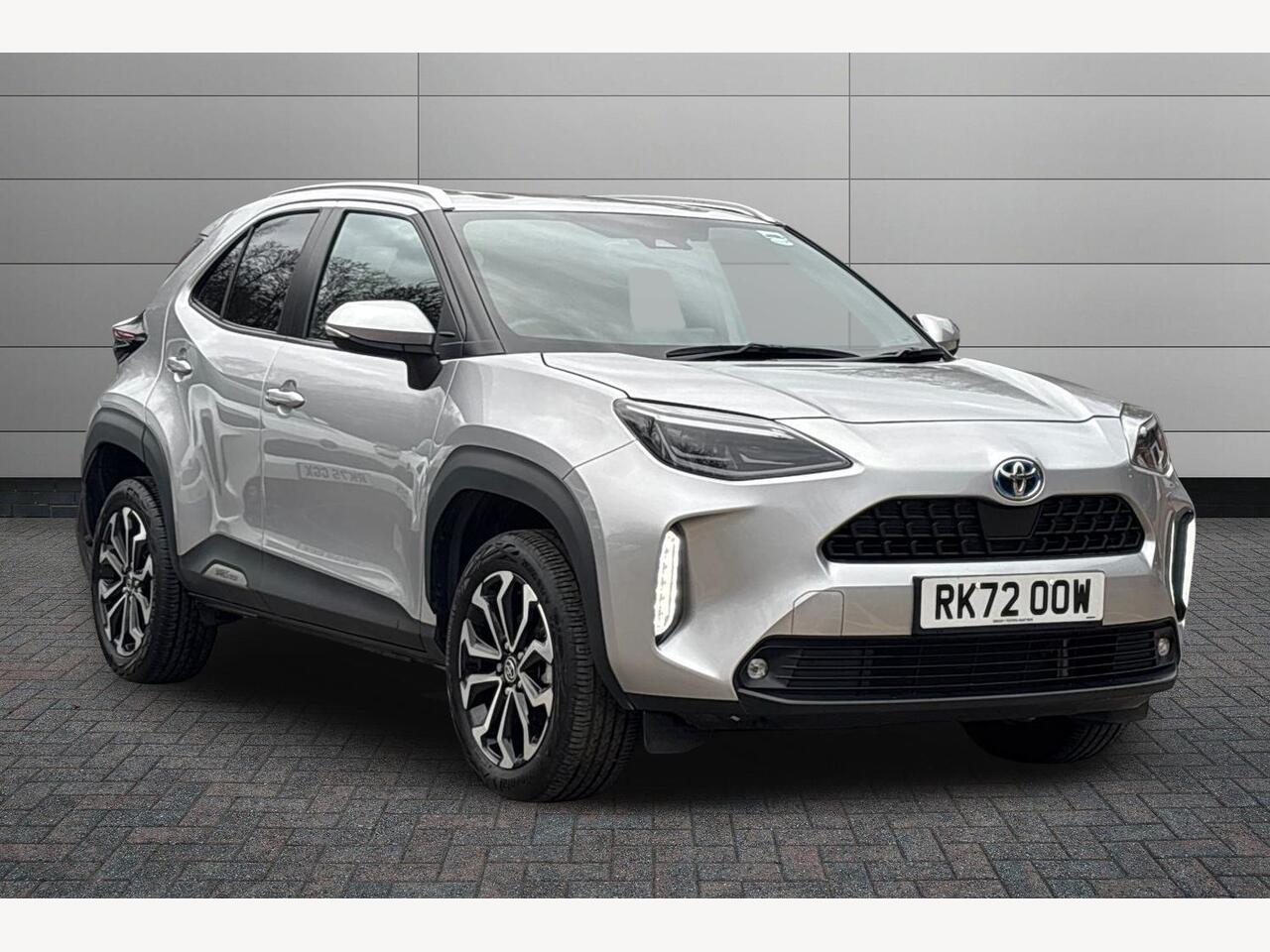 Main listing image - Toyota Yaris Cross