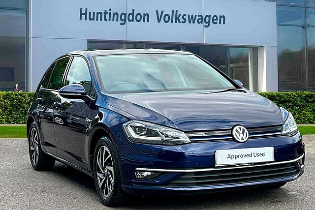 Main listing image - Volkswagen Golf