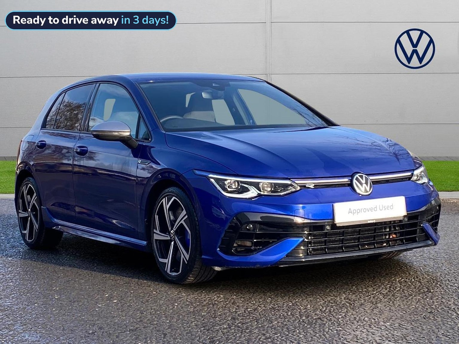 Main listing image - Volkswagen Golf R