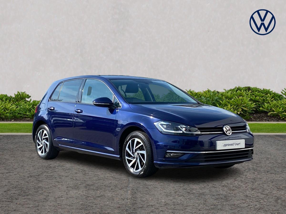 Main listing image - Volkswagen Golf