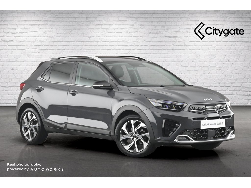 Main listing image - Kia Stonic