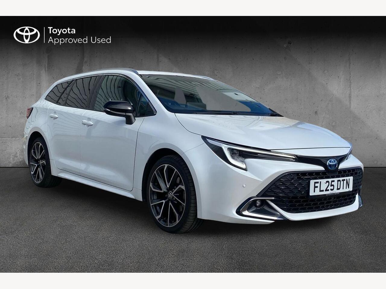 Main listing image - Toyota Corolla