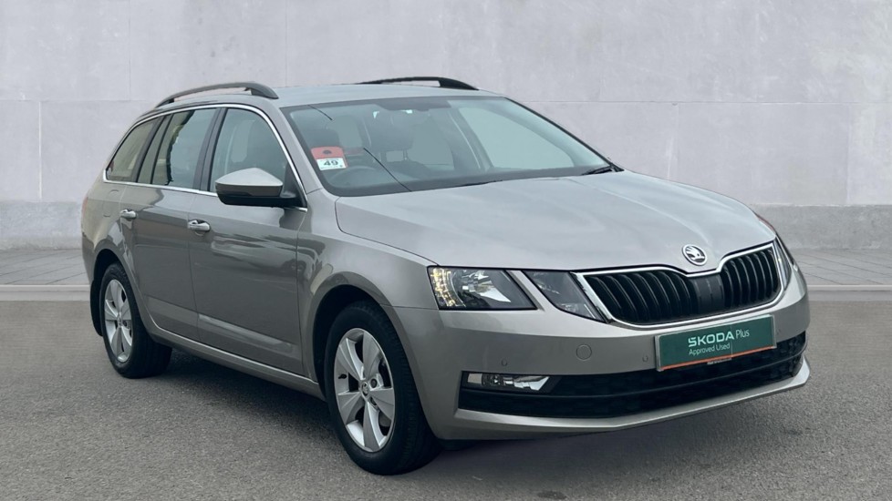 Main listing image - Skoda Octavia Estate