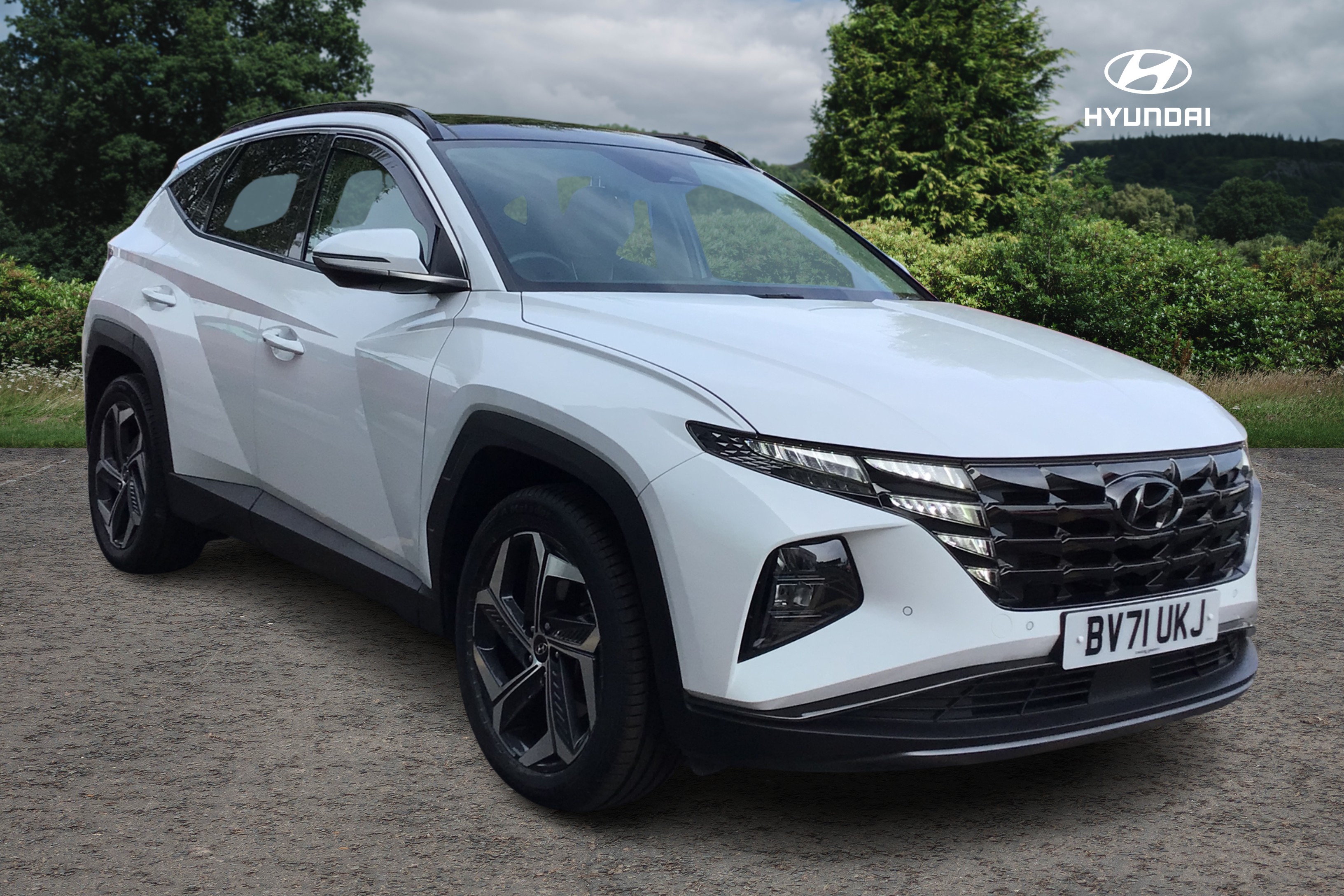 Main listing image - Hyundai Tucson
