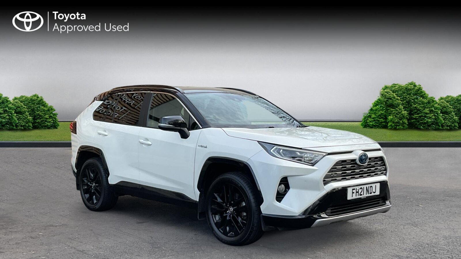 Main listing image - Toyota RAV4