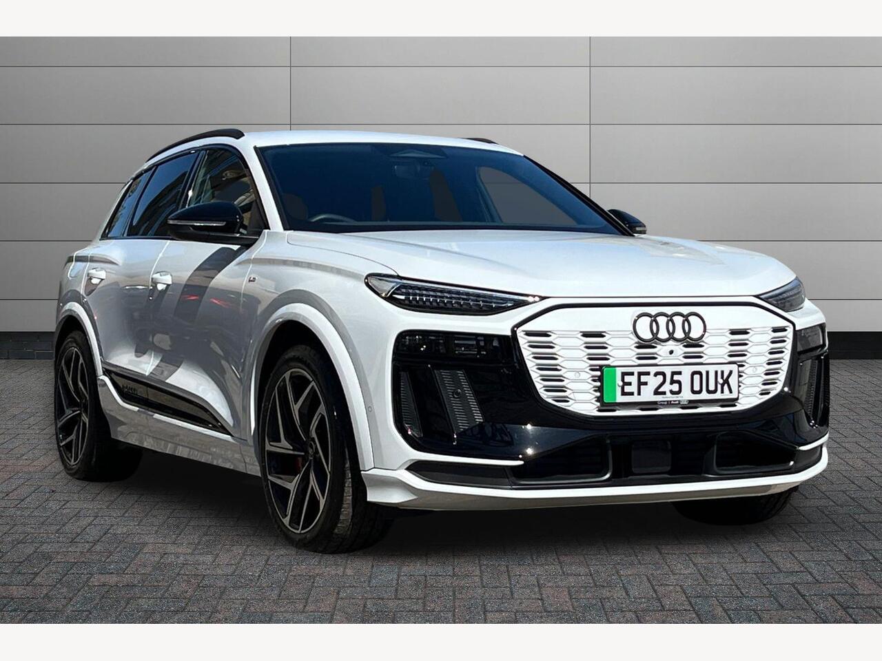Main listing image - Audi Q6 e-tron