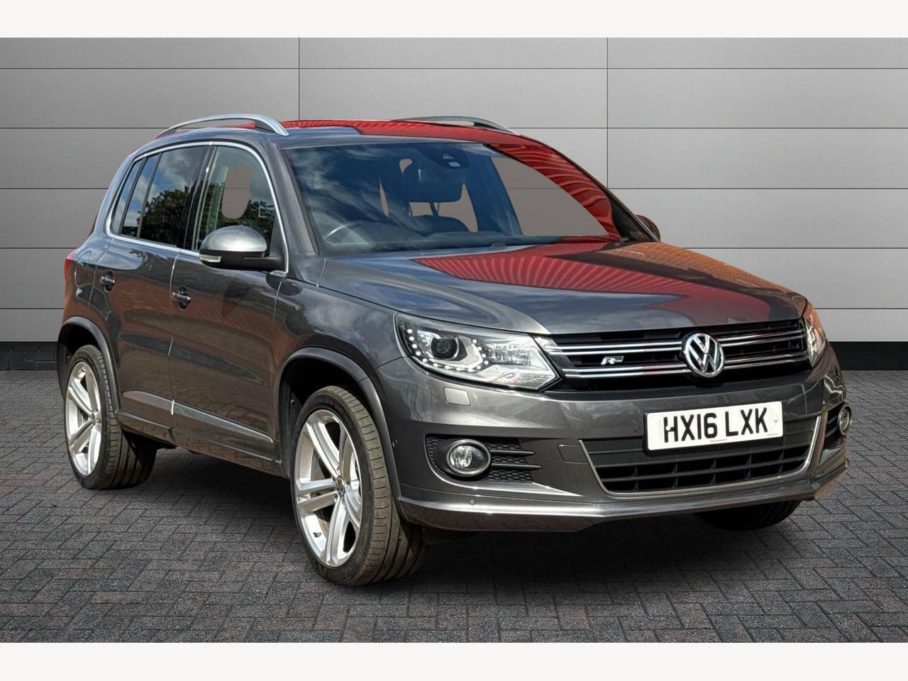 Main listing image - Volkswagen Tiguan