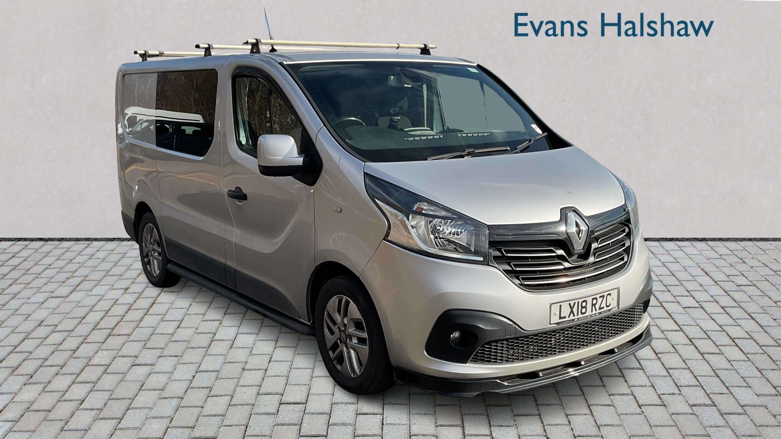 Main listing image - Renault Trafic