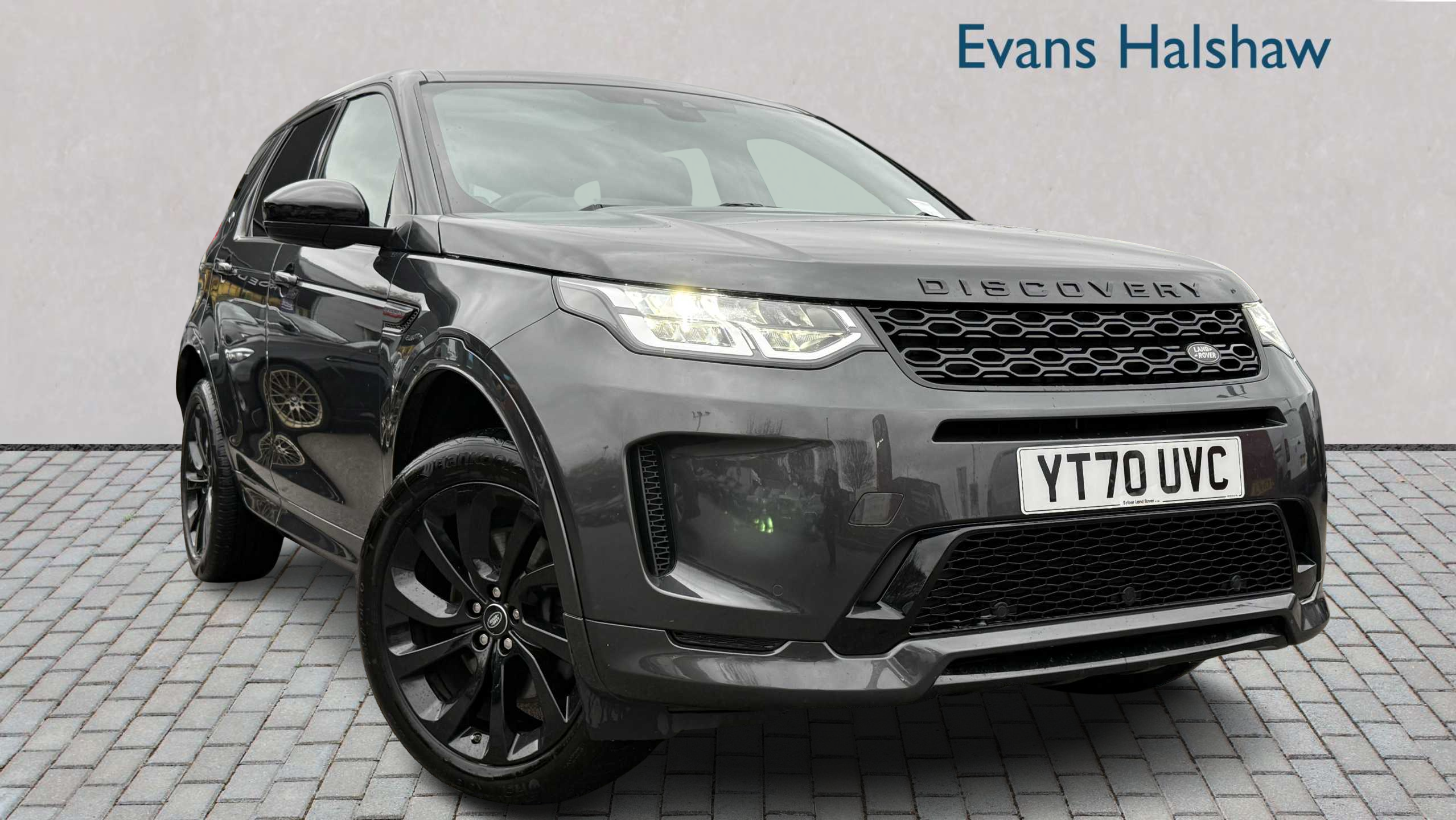 Main listing image - Land Rover Discovery Sport