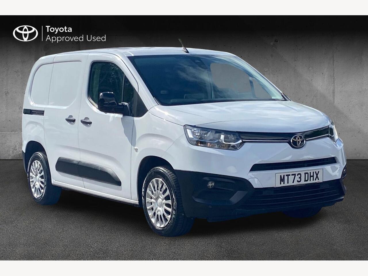 Main listing image - Toyota Proace City