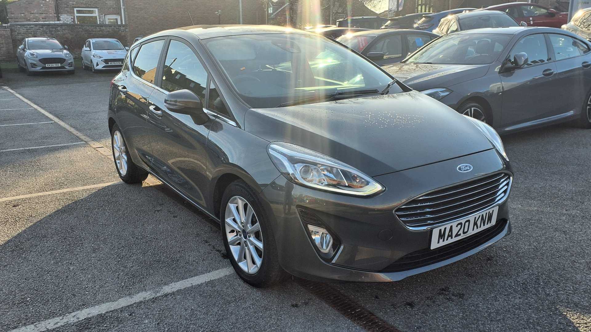 Main listing image - Ford Fiesta