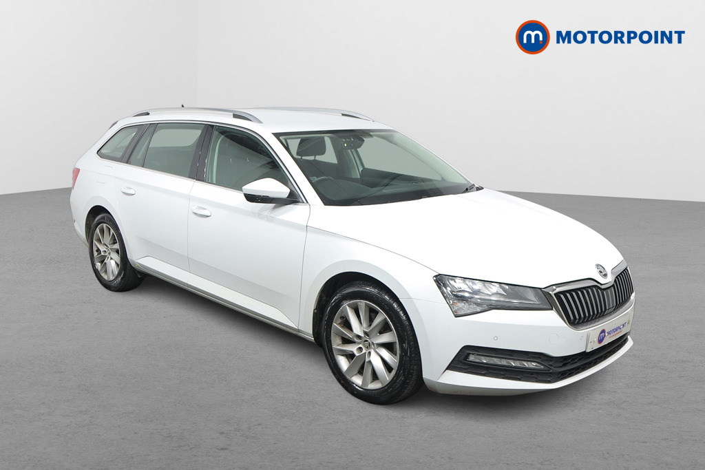 Main listing image - Skoda Superb Estate