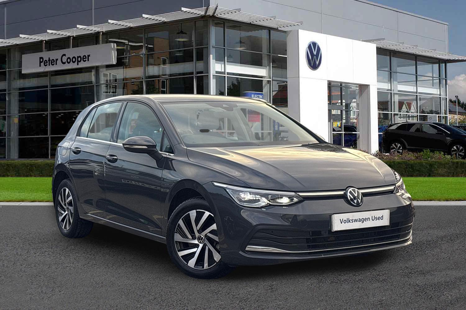 Main listing image - Volkswagen Golf