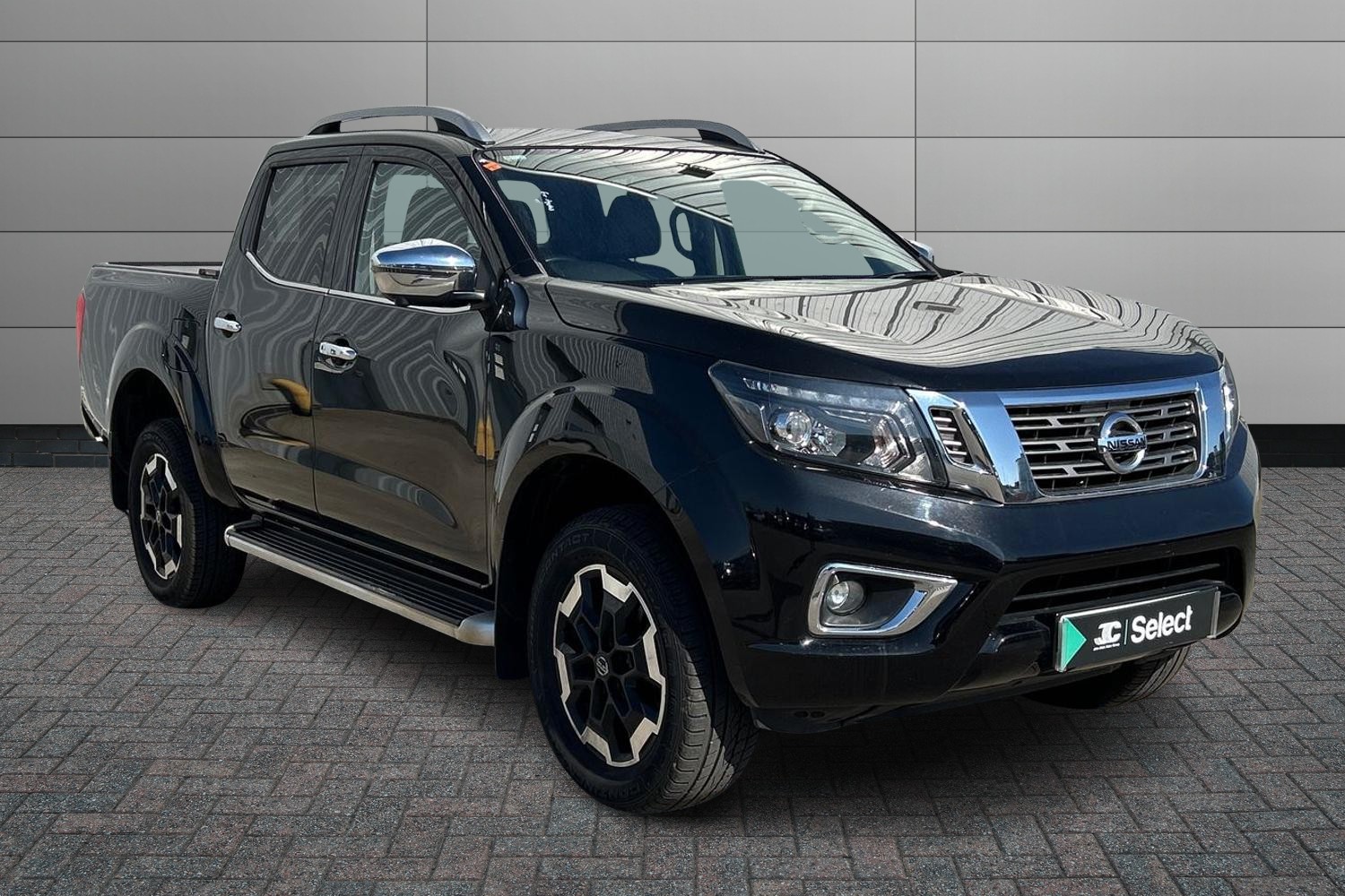 Main listing image - Nissan Navara