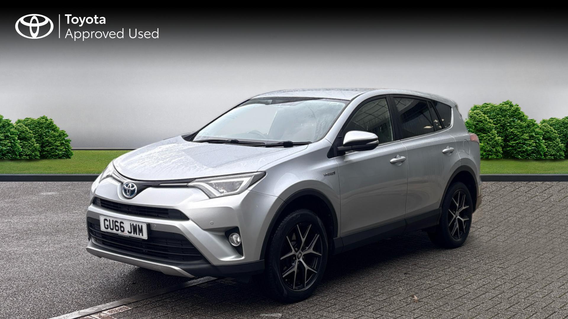 Main listing image - Toyota RAV4
