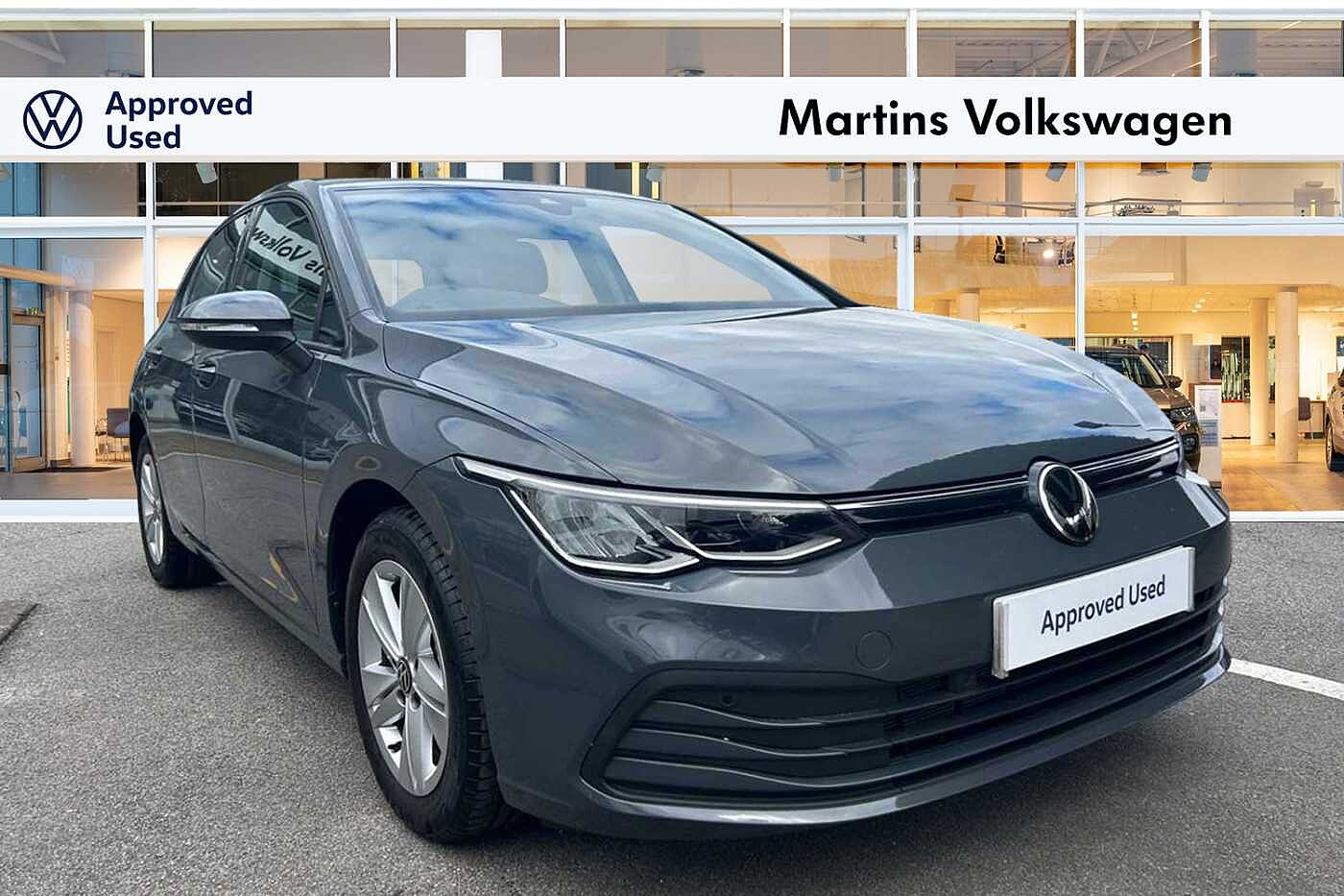 Main listing image - Volkswagen Golf