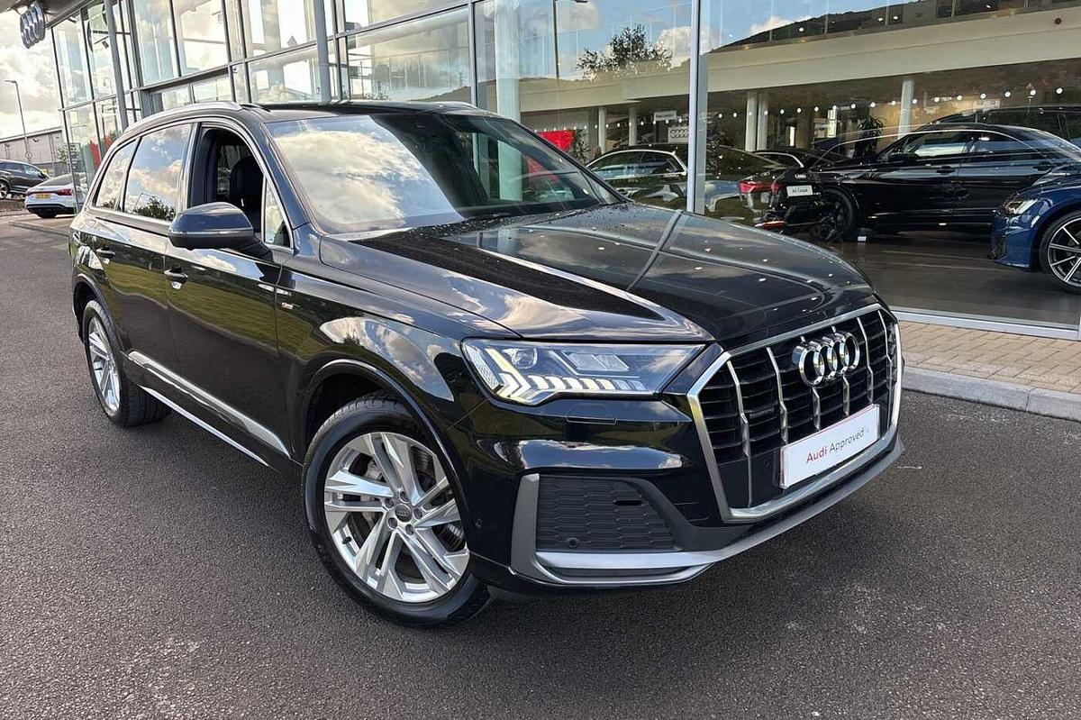 Main listing image - Audi Q7