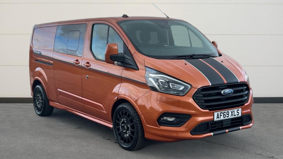 Main listing image - Ford Transit Custom