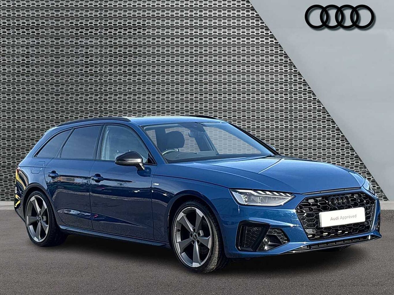 Main listing image - Audi A4