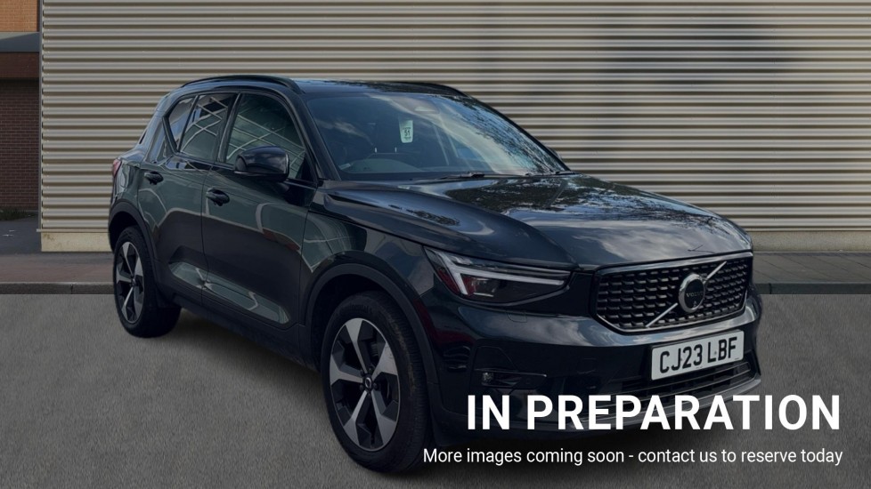 Main listing image - Volvo XC40