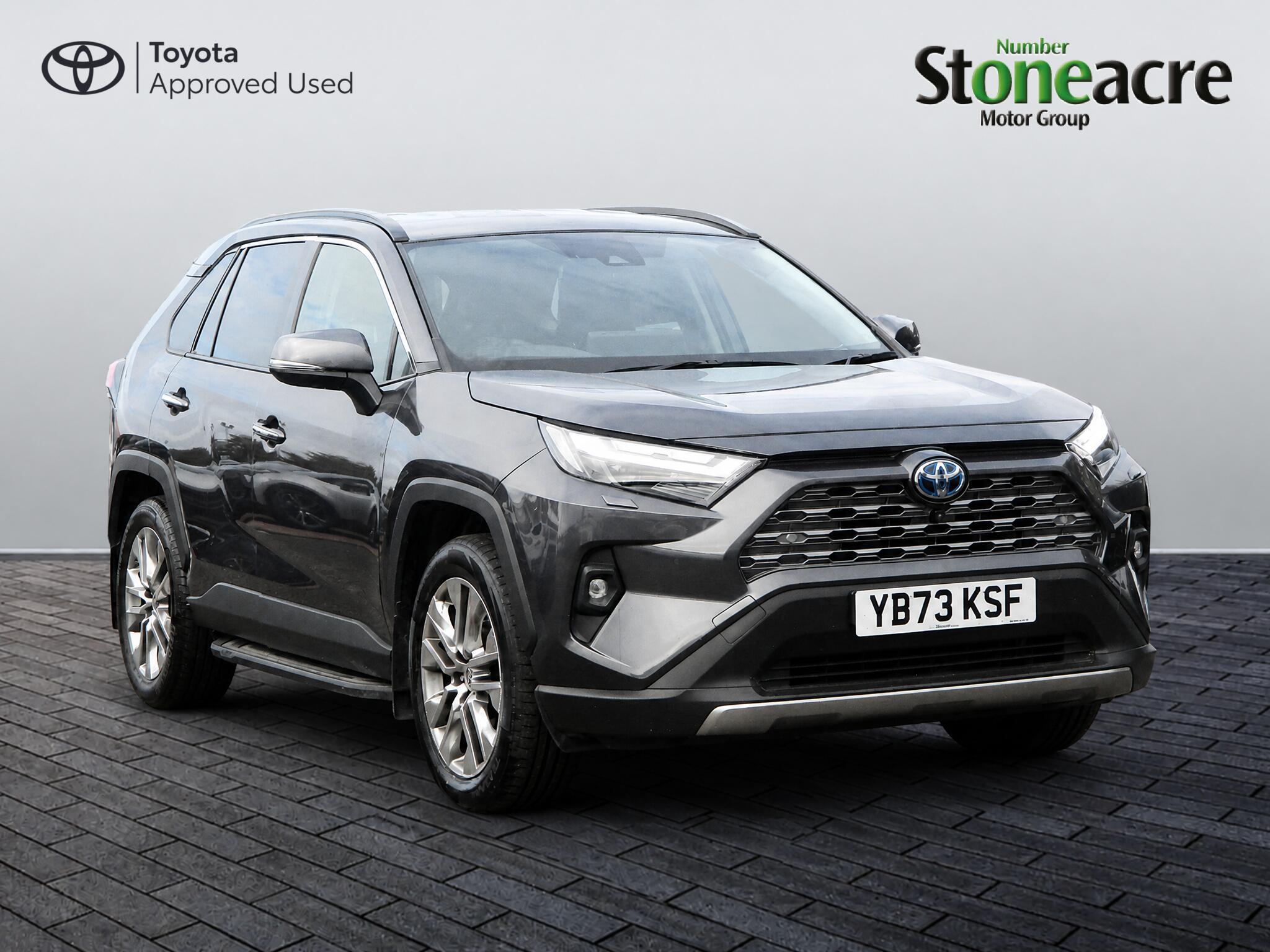 Main listing image - Toyota RAV4