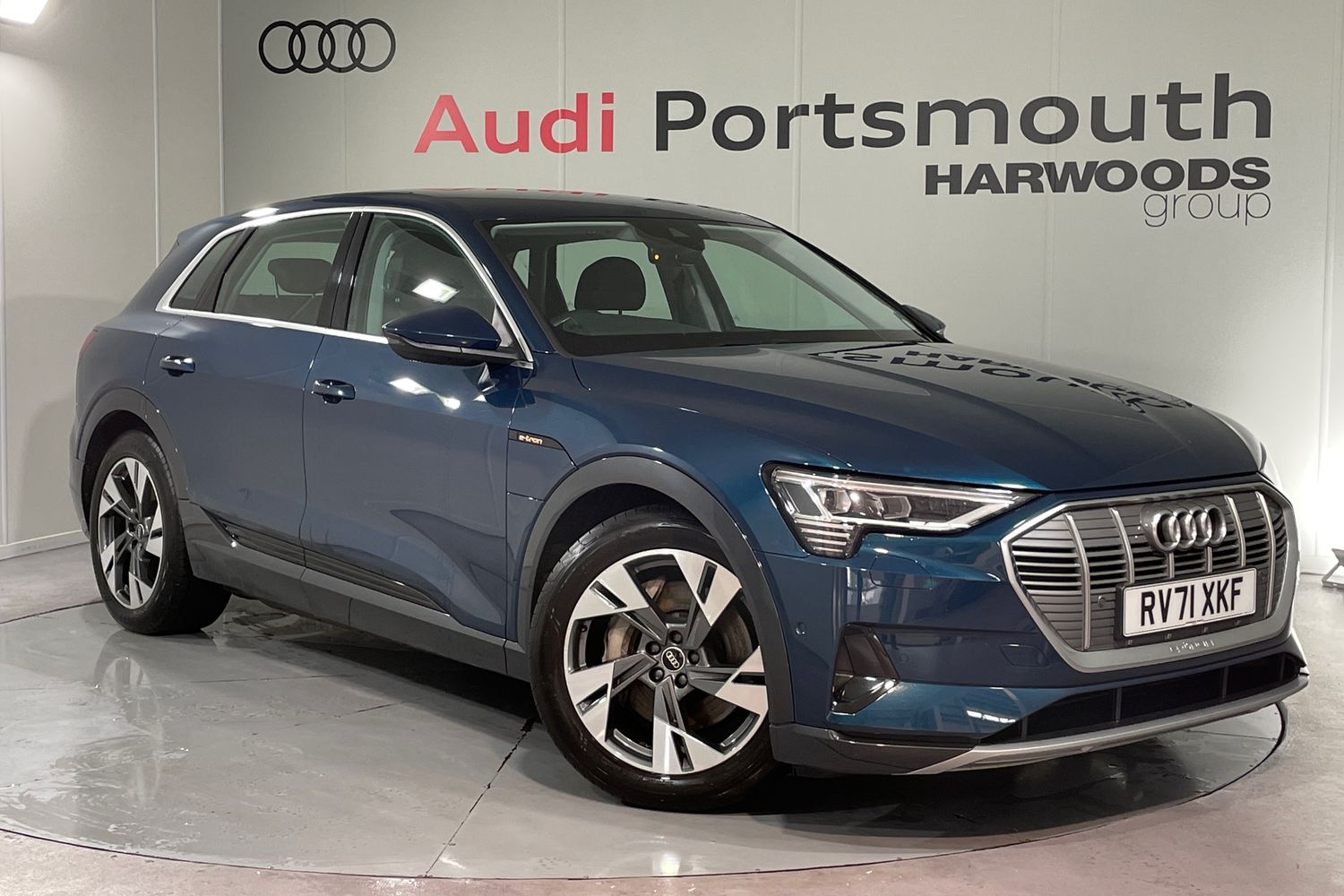 Main listing image - Audi e-tron