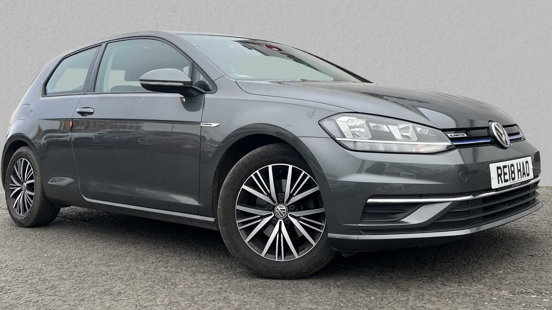 Main listing image - Volkswagen Golf