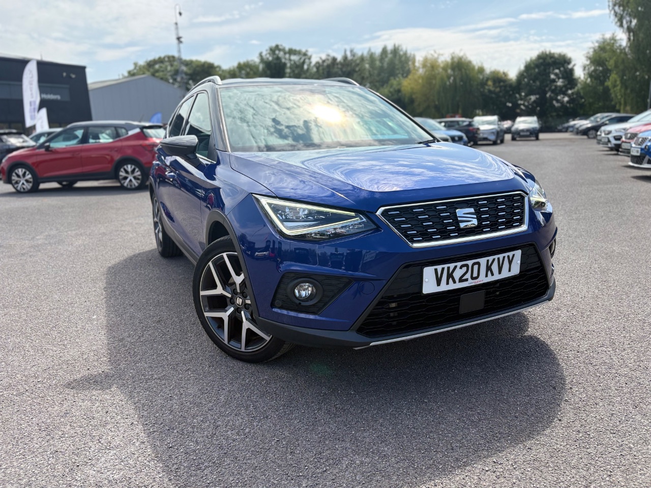 Main listing image - SEAT Arona